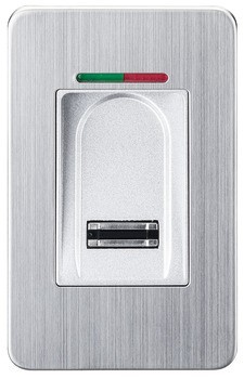 Biometrická čtečka otisků prstů, integrované