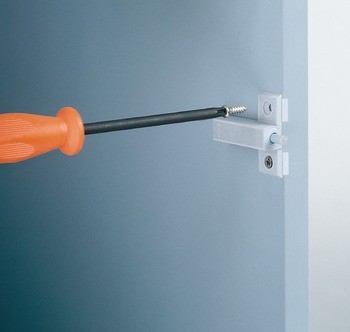 Deska křížového adaptéru, mechanismus tlumeného zavírání pro dveře Metalla 510, s polohovací pomůckou