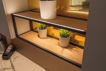 Osvětlovací LED páska v silikonovém pouzdru, Häfele Loox5 LED 3084, 24 V, 6,5 x 6 mm, 2pólové (jednobarevné), 320 LED/m, 9,6 W/m, IP44
