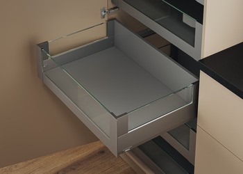 Panel pro vnitřní výsuv, Blum Merivobox, systémová výška E s vkládaným prvkem vpředu