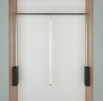 Sklopná tyč, S integrovaným tlumičem, pro světlou šířku korpusu 560–950 mm