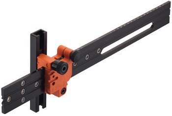 Univerzální vrtací přípravek, pro zpracování korpusu